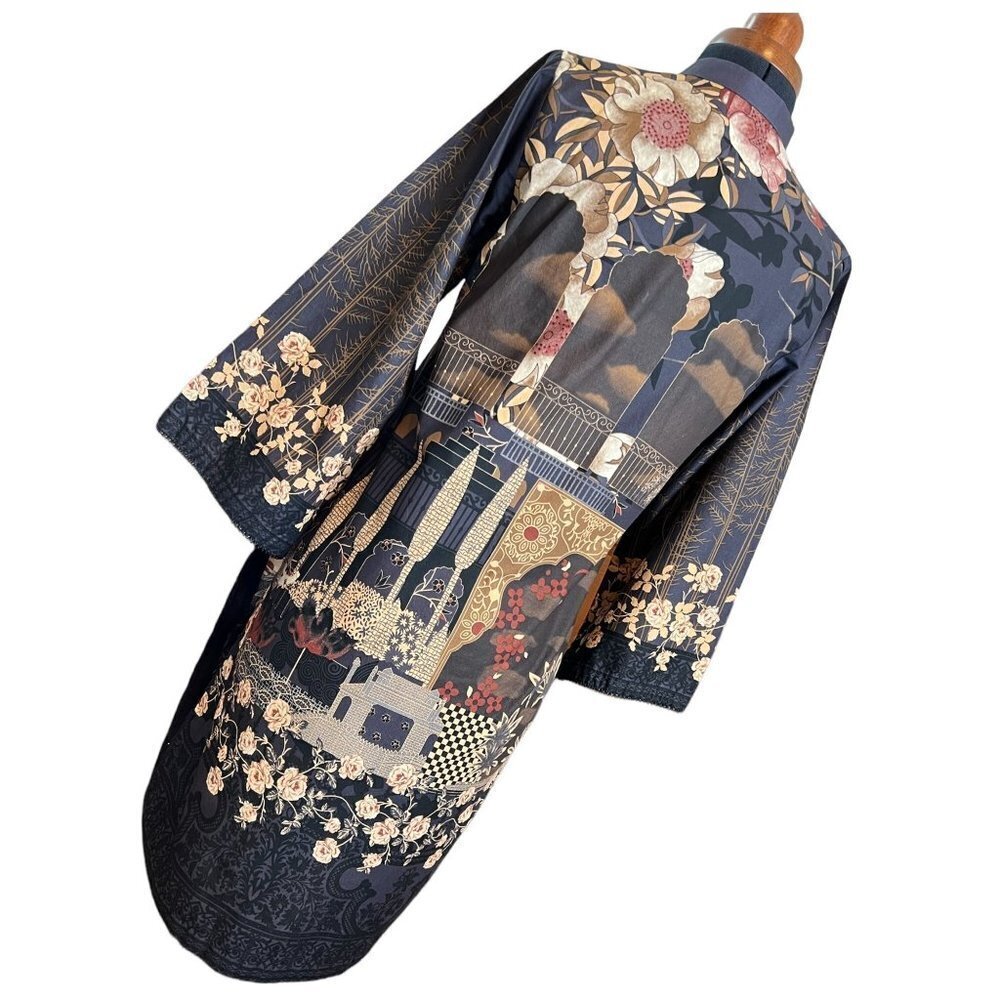 J. Pret Tunic XS Large Scale Landscape Back